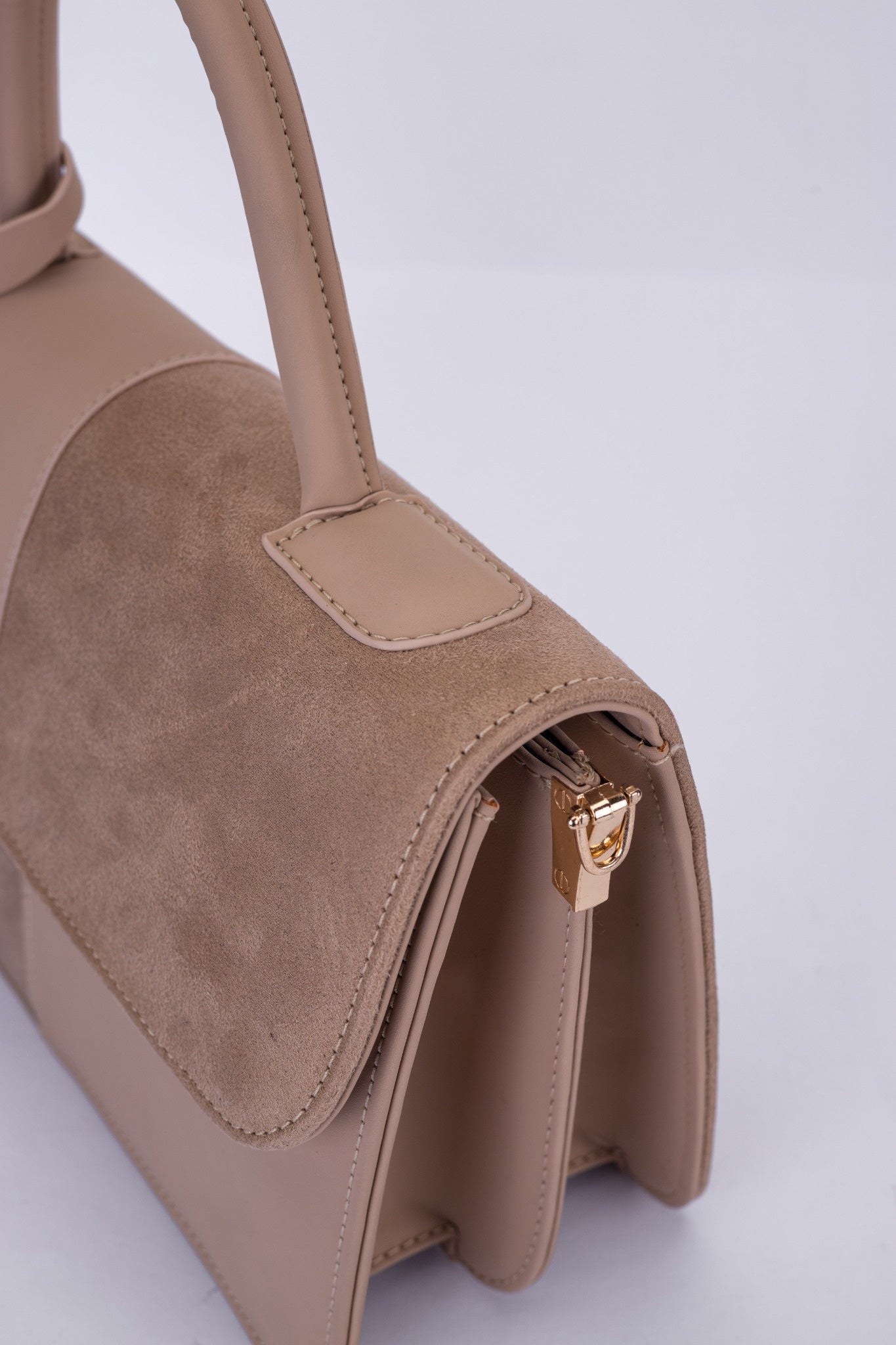 Elegant Dual-Tone Faux Leather Handbag