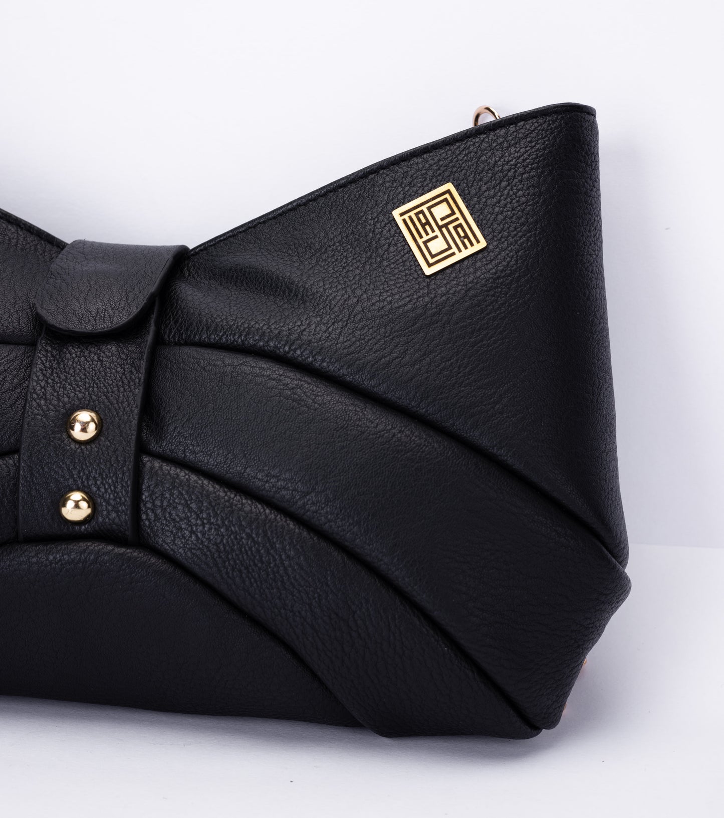 Bow-Inspired Shoulder Bag with Gold Chain