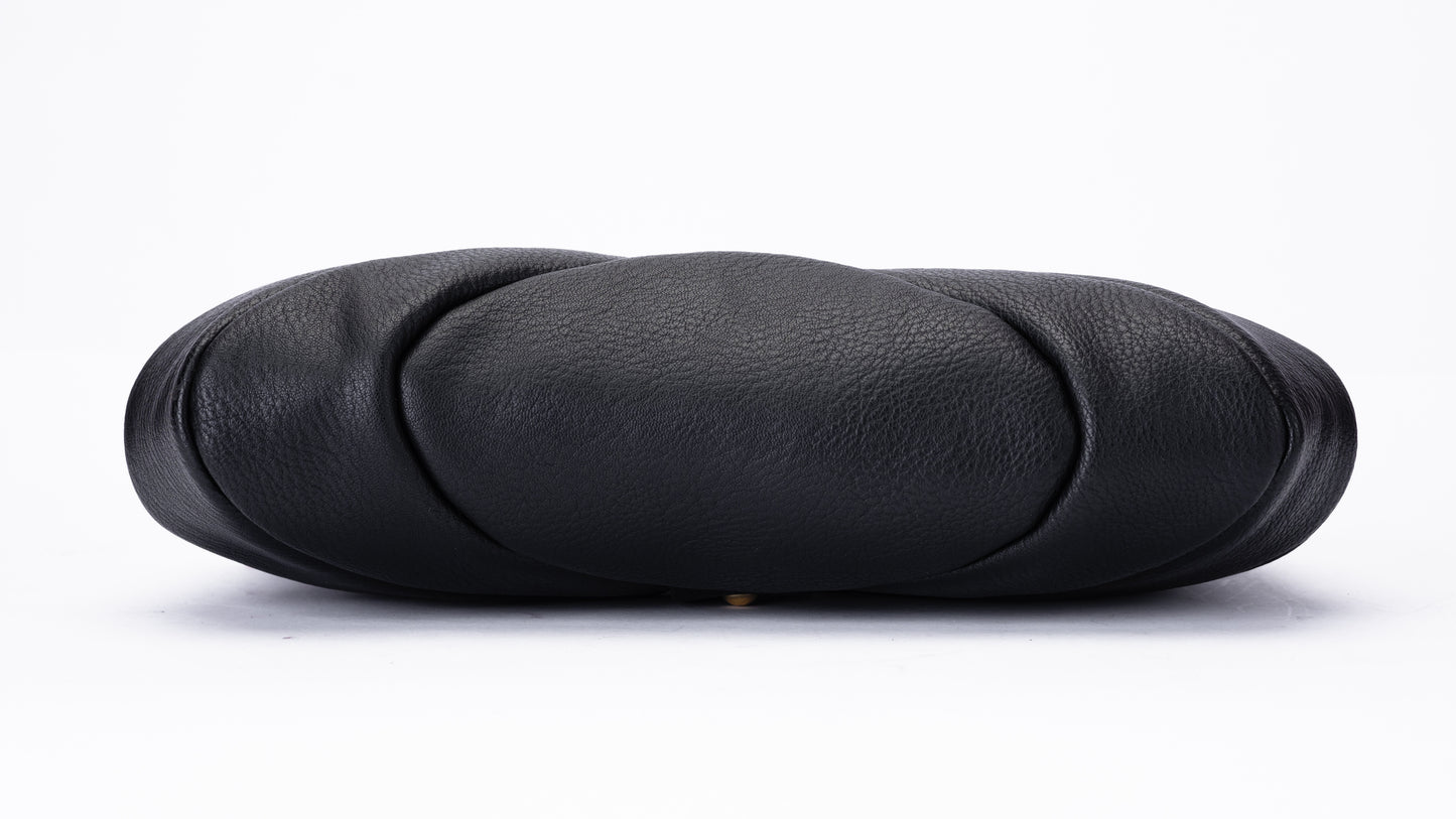 Bow-Inspired Shoulder Bag with Gold Chain