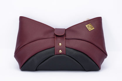 Bow-Inspired Shoulder Bag with Gold Chain